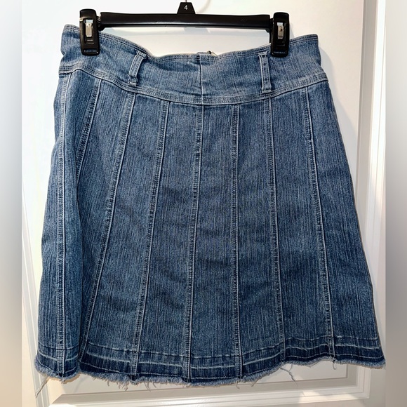 Denim skirt - Picture 3 of 3